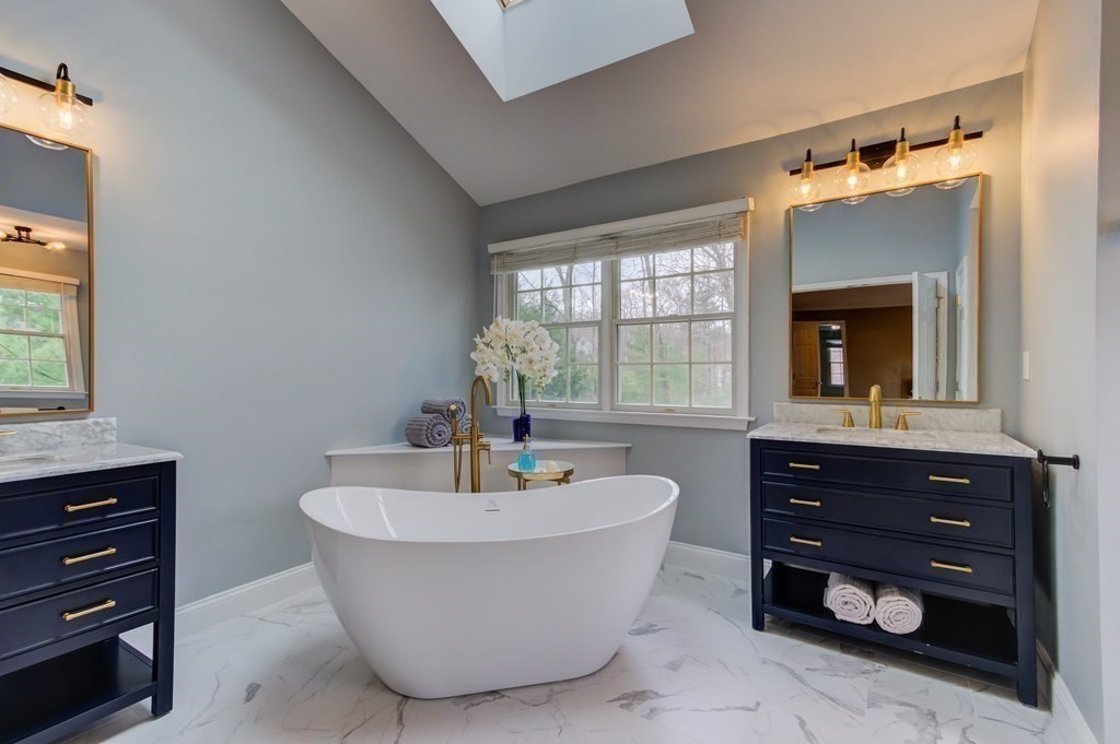 35 Greenwood Road Hopkinton, MA 01748 - Photo 21 of 41 Gallery Image 21
