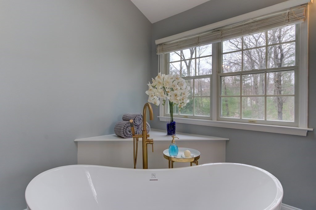 35 Greenwood Road Hopkinton, MA 01748 - Photo 23 of 41 Gallery Image 23