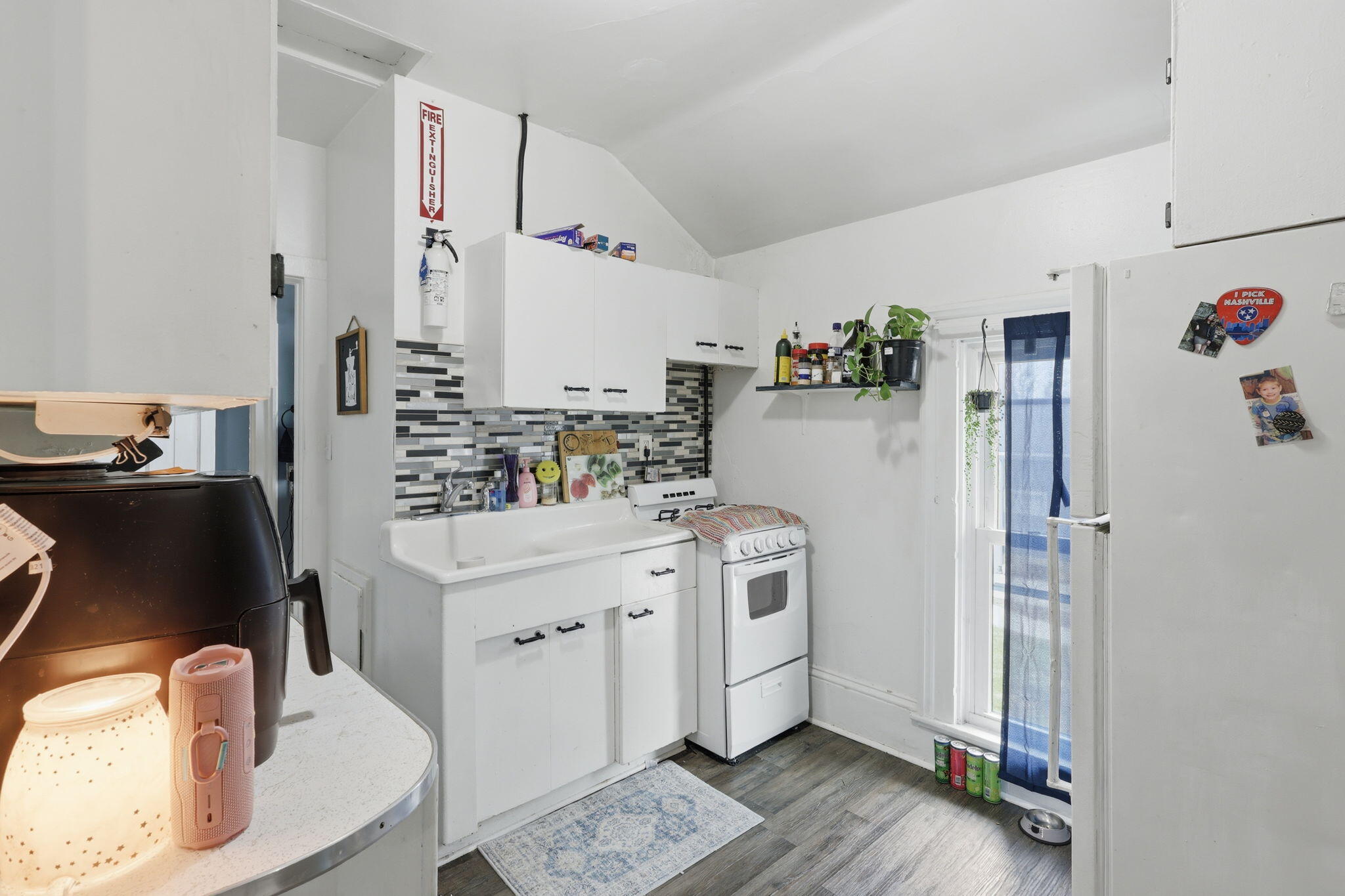 308 East State Street St. Johns, MI 48879 - Photo 22 of 27 22-web-or-mls-2z6a5789 colin gipson-tans