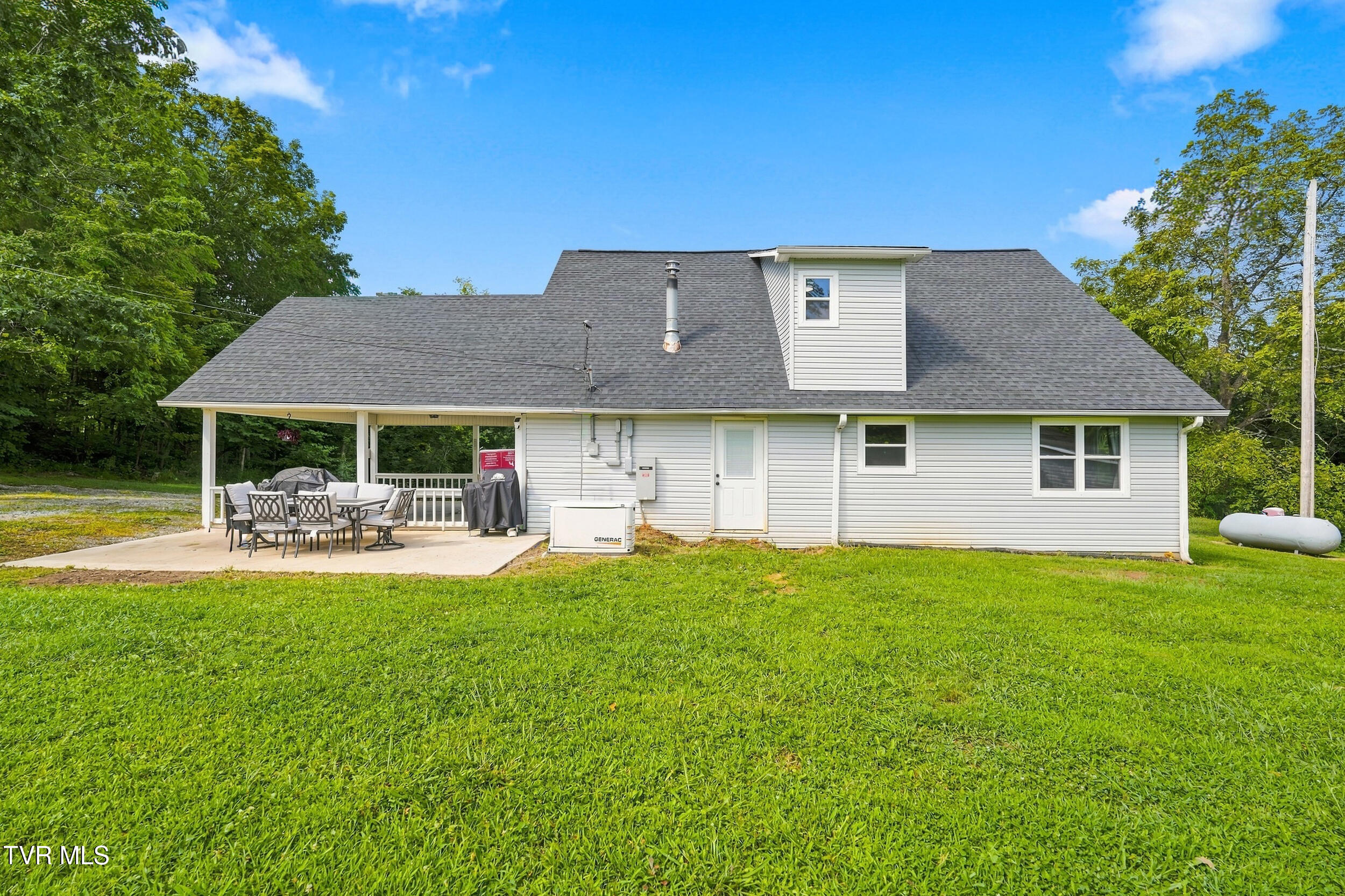 2324 Johnsons Ridge Road Sneedville, TN 37869 - Photo 31 of 49 33_2324 johnsons ridge rd1-86