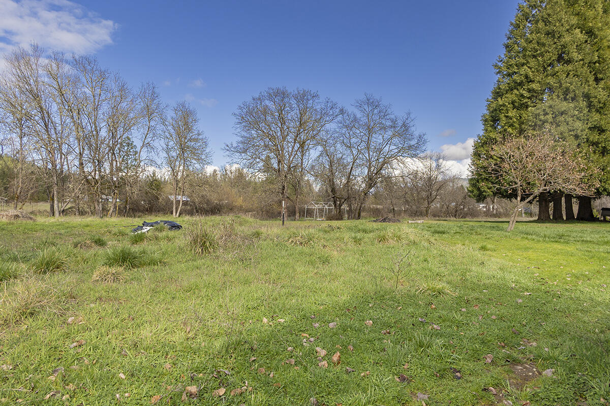1392 Cedar Flat Road Williams, OR 97544 - Photo 47 of 56 46