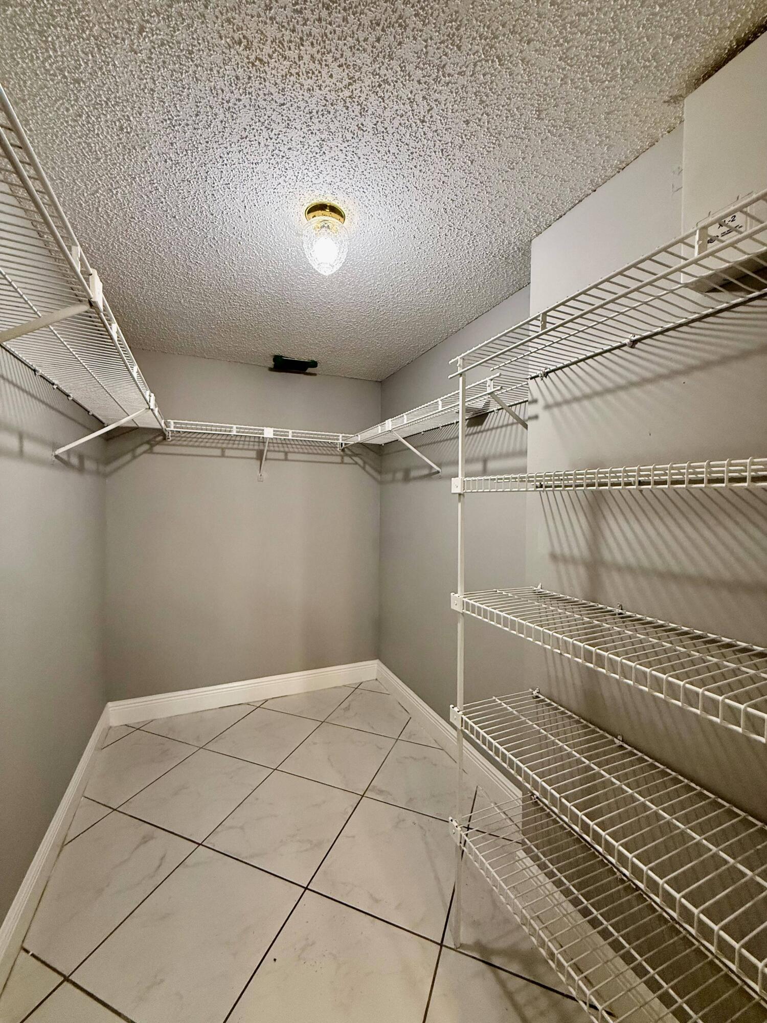 9633 Riverside Drive, Unit E2 Coral Springs, FL 33071 - Photo 5 of 14 WhatsApp Image 2026-06-24 at 23.43.26 (1