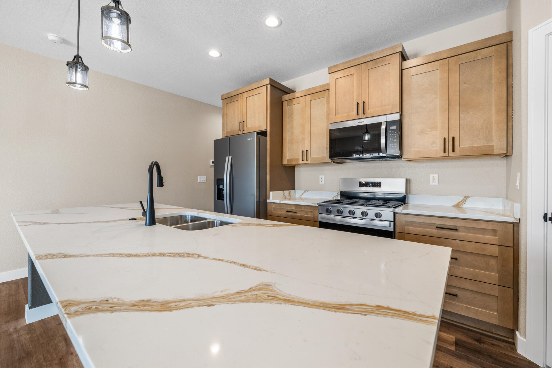 1870 Woodland Way, Unit 4331 Slinger, WI 53086 - Photo 16 of 47 6-Interior_1867 Woodland Way