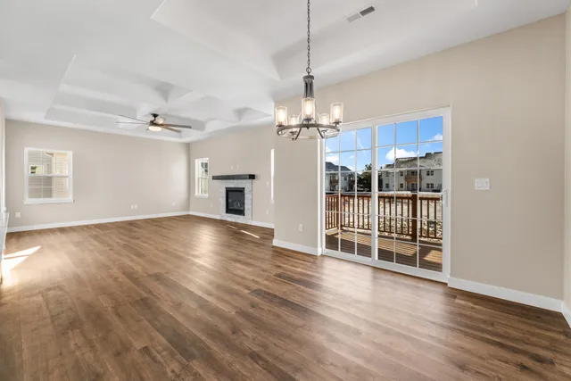 $2,795 | 1870 Woodland Way, Unit 4331, Slinger, WI 53086