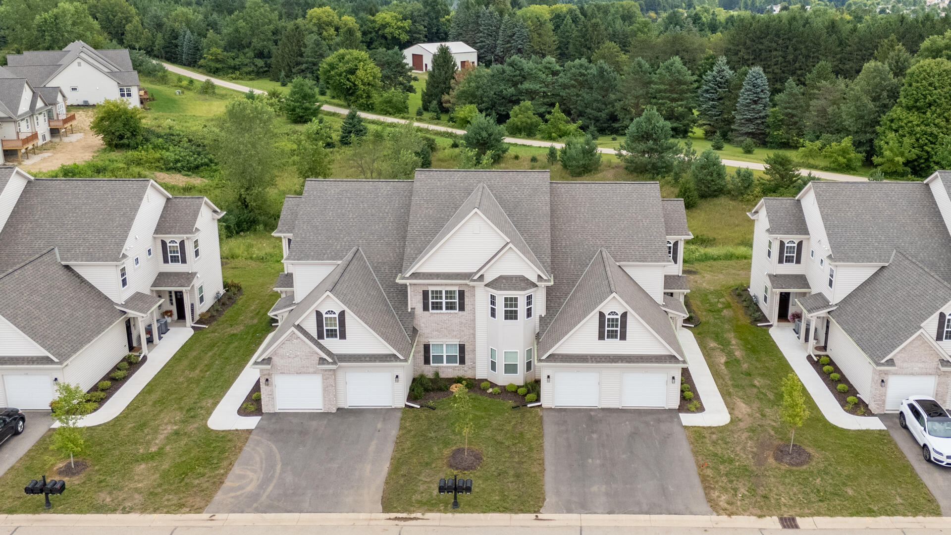 1870 Woodland Way, Unit 4331 Slinger, WI 53086 - Photo 4 of 47 3-Exterior_1887 Woodland Way