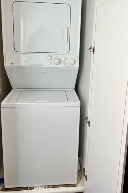 2243 Martin, Unit 409 Irvine, CA 92612 - Photo 18 of 31 a view of washer and dryer