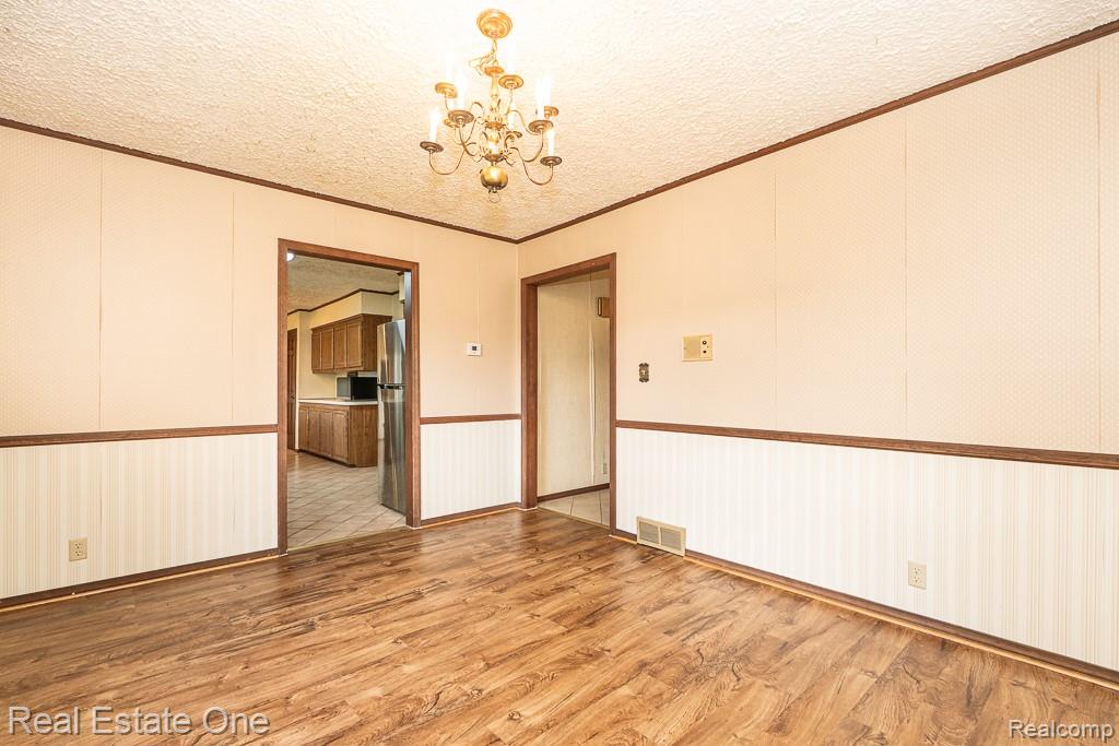 2995 Hadden Road Rochester, MI 48306 - Photo 10 of 68