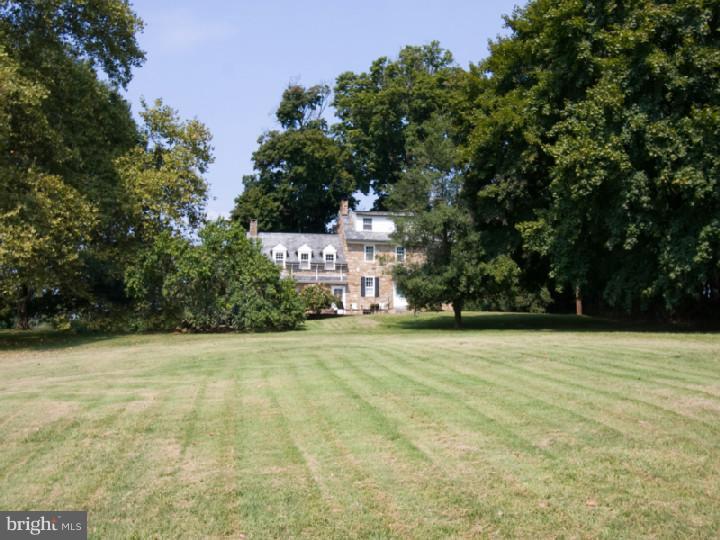 2448 Quarry Road Buckingham, PA 18902 - Photo 7 of 24 Gallery Image 7