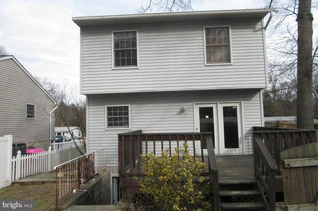 7850 West Shore Road Pasadena, MD 21122 - Photo 22 of 28 Exterior (Rear)