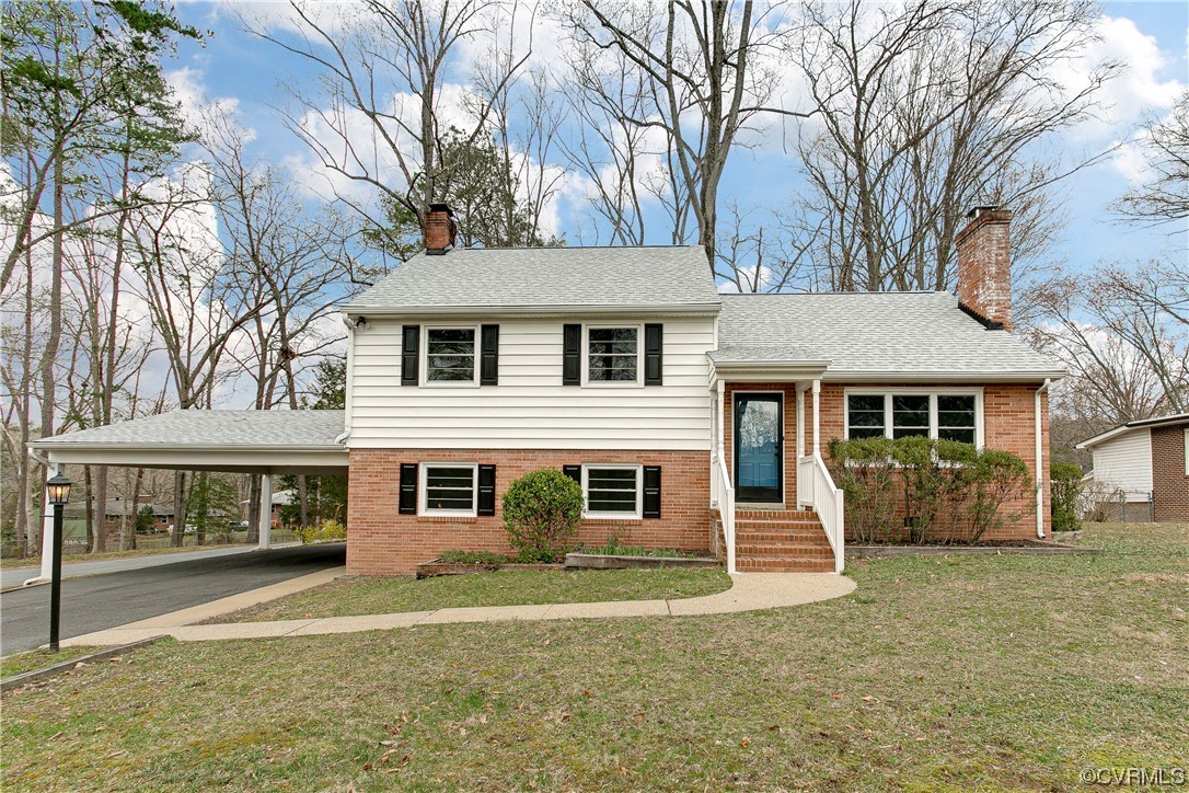 8752 Trent Road North Chesterfield, VA 23235 - Photo 1 of 39 NOTE THE 2 FIREPLACES AND FRESH PAINT
