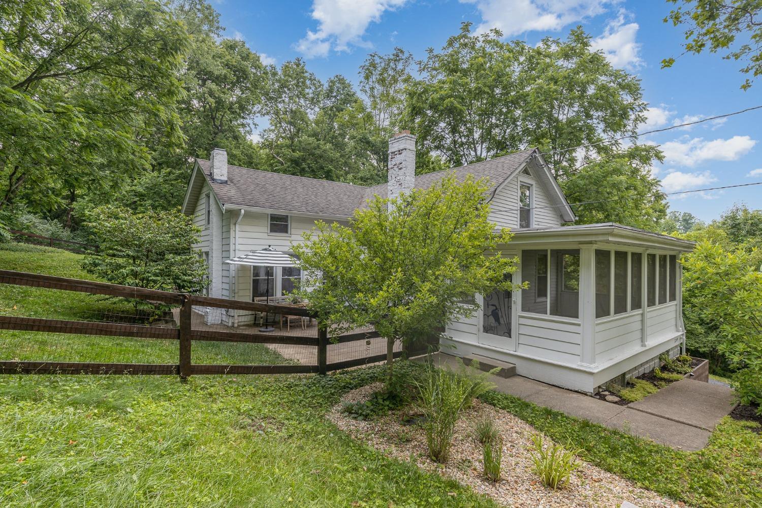 7249 State Road Cincinnati, OH 45230 - Photo 2 of 31