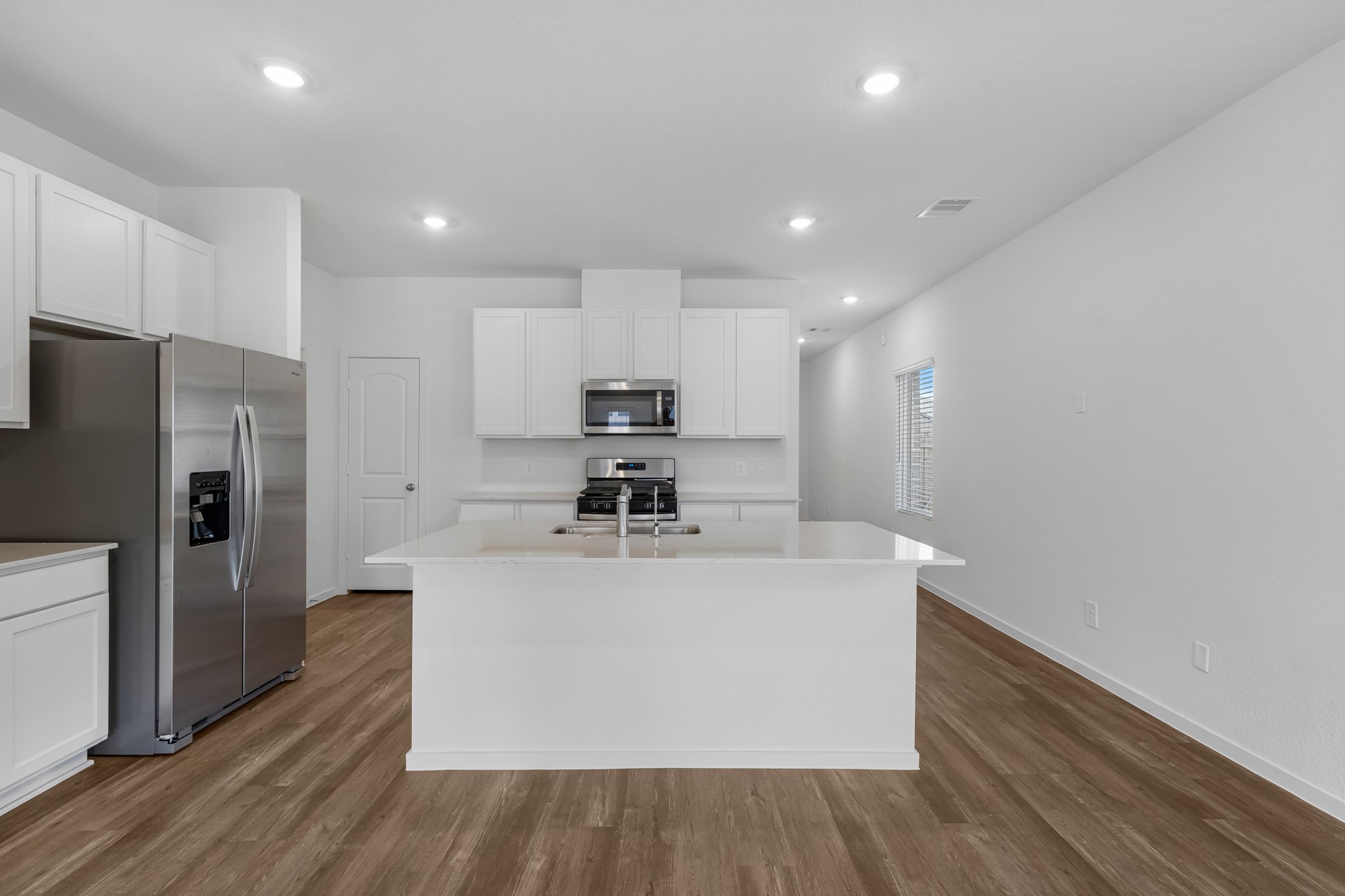 21915 Terre Riviera Drive Hockley, TX 77447 - Photo 11 of 33 Kitchen