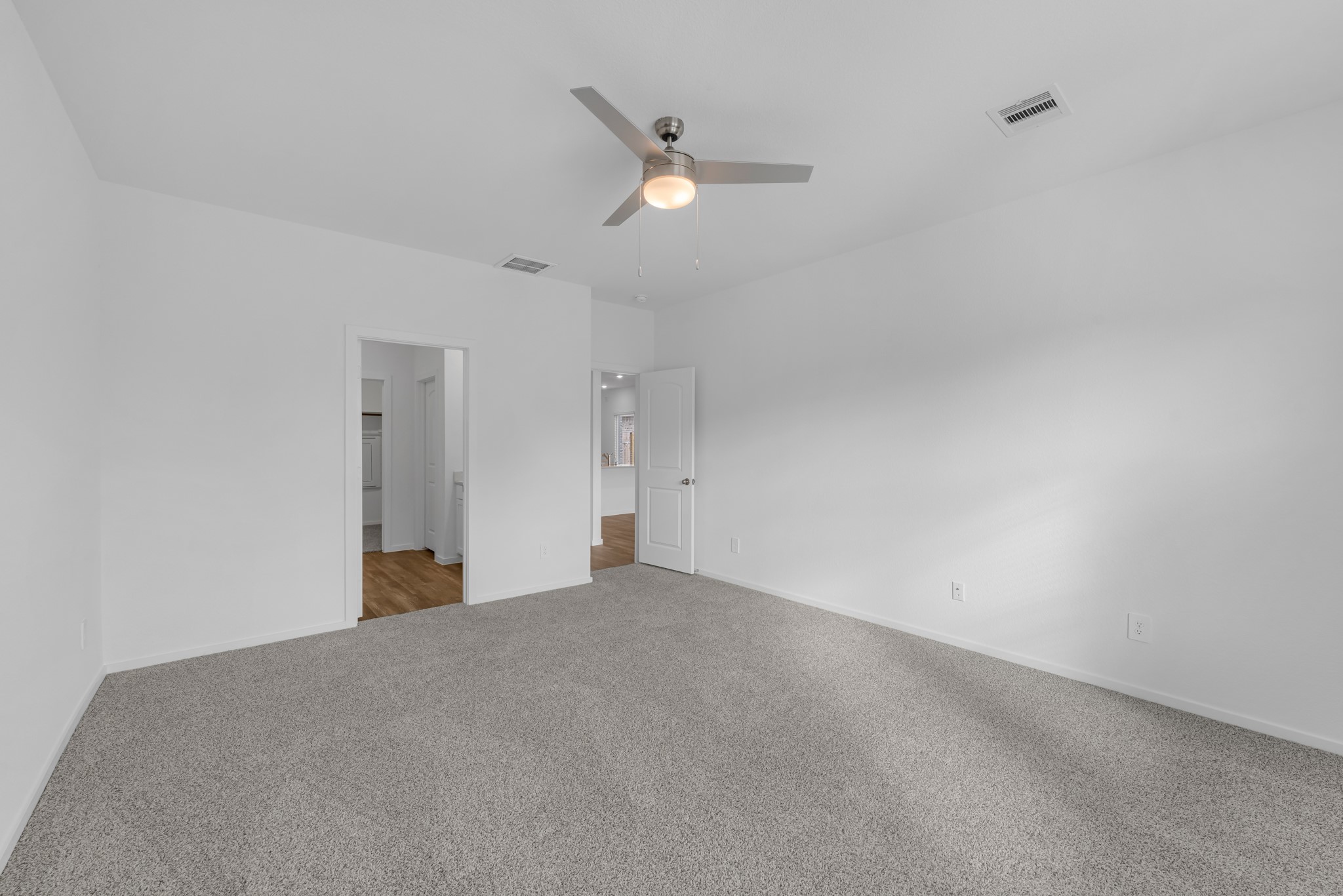 21915 Terre Riviera Drive Hockley, TX 77447 - Photo 18 of 33 a view of a livingroom with a ceiling fan and window