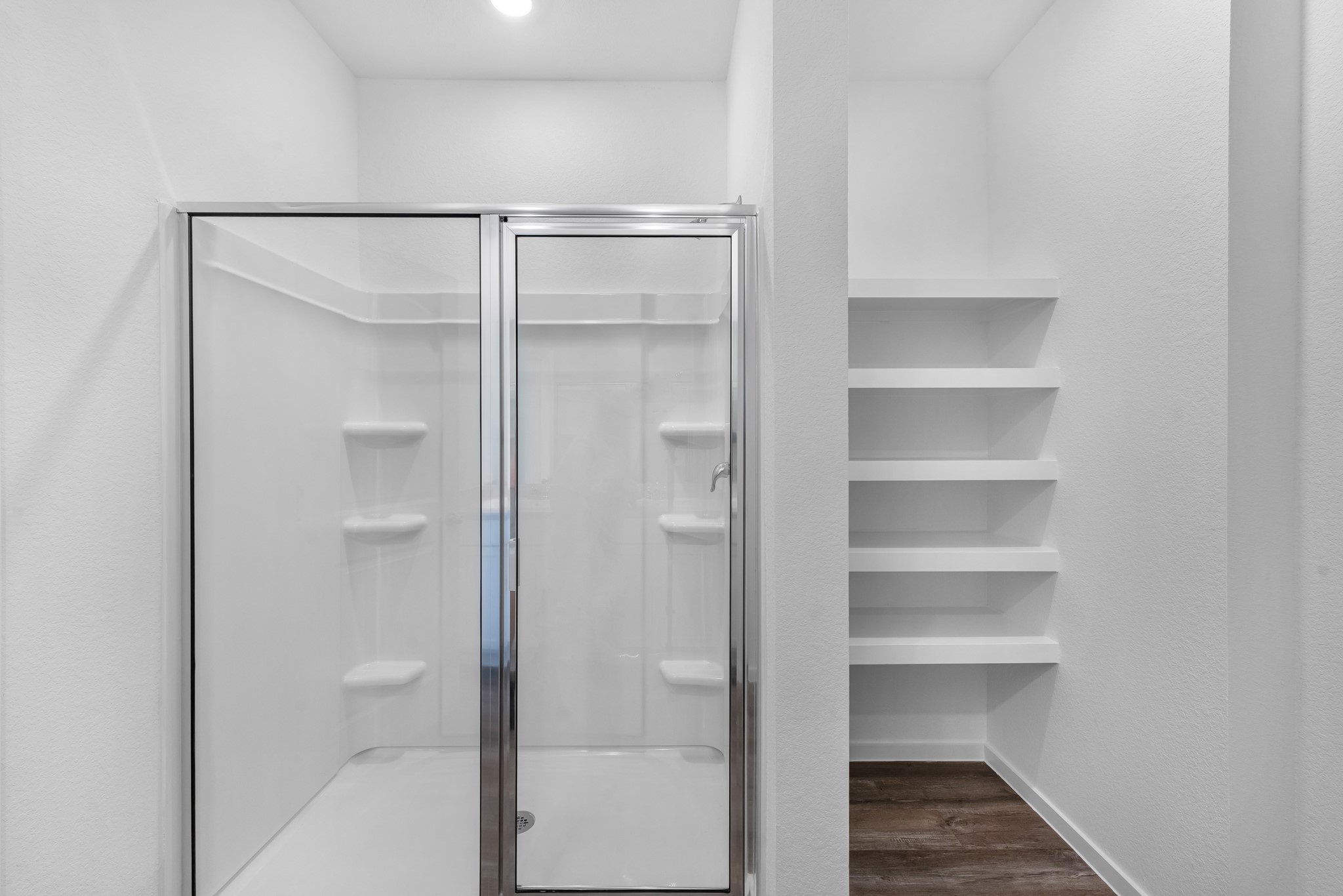 21915 Terre Riviera Drive Hockley, TX 77447 - Photo 20 of 33 a view of walk in closet with empty racks
