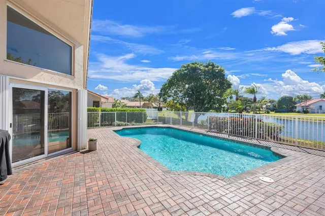 $848,800 | 9938 North Springs Way, Coral Springs, FL 33076
