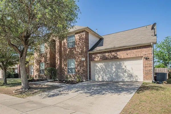 $374,900 | 12217 Macaroon Lane, Fort Worth, TX 76244