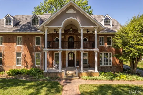 $670,000 | 1011 North Ranney Street, Sikeston, MO 63801