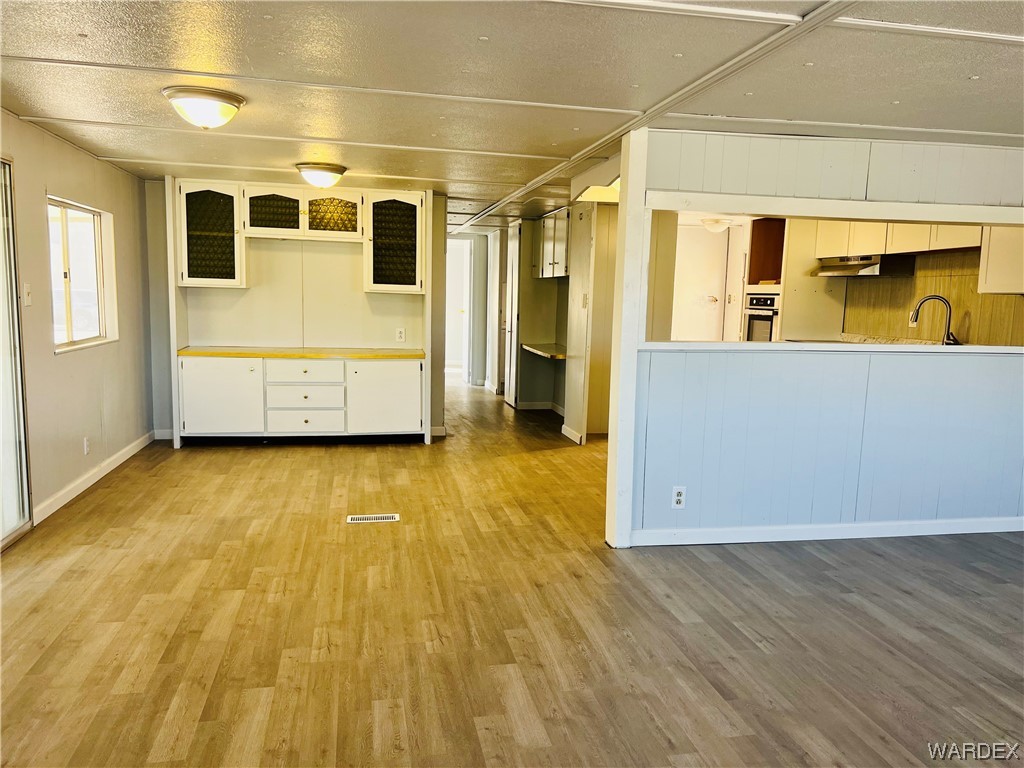 1427 Lause Road Bullhead City, AZ 86442 - Photo 6 of 21
