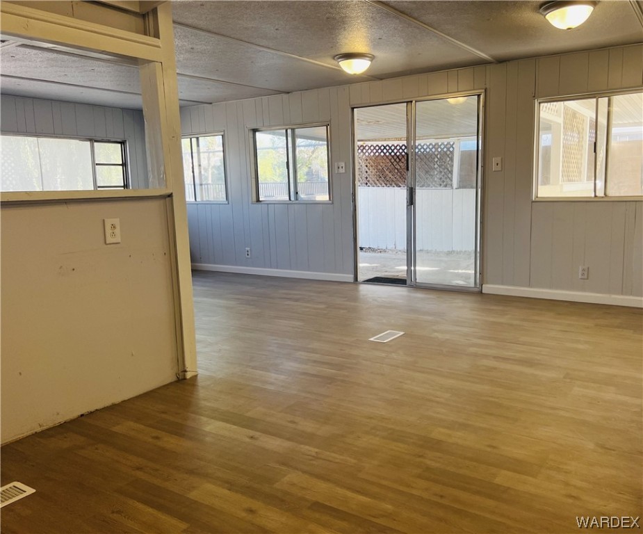 1427 Lause Road Bullhead City, AZ 86442 - Photo 7 of 21