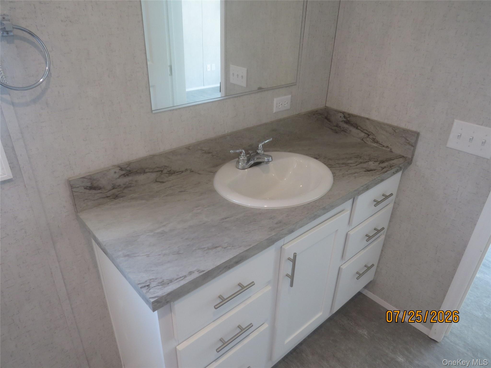 723 Beekman Road, Unit 70 Hopewell Junction, NY 12533 - Photo 14 of 30