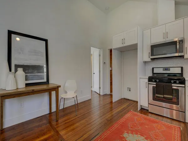 $2,900 | 66 1/2 Navasota Street, Unit B, Austin, TX 78702