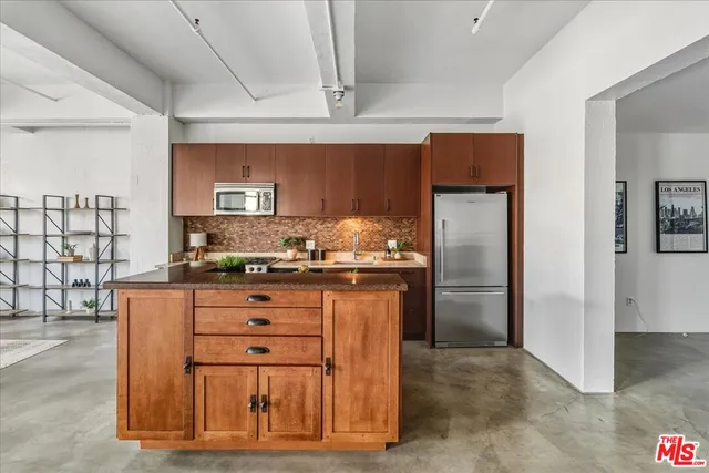 $1,050,000 | 849 South Broadway, Unit 604, Los Angeles, CA 90014