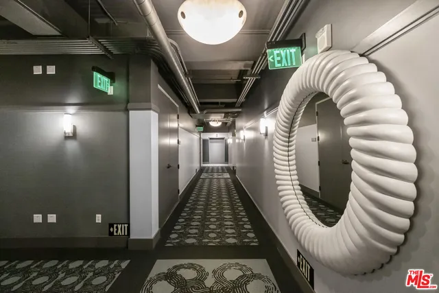 $1,050,000 | 849 South Broadway, Unit 604, Los Angeles, CA 90014