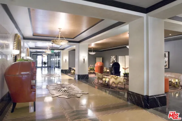 $1,045,000 | 849 South Broadway, Unit 604, Los Angeles, CA 90014