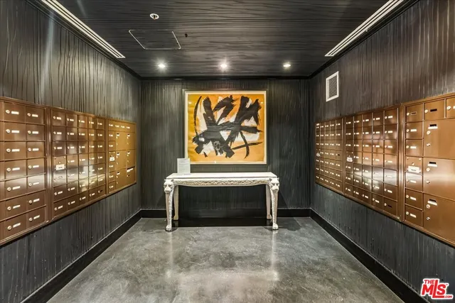 $1,050,000 | 849 South Broadway, Unit 604, Los Angeles, CA 90014