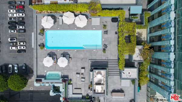 $1,045,000 | 849 South Broadway, Unit 604, Los Angeles, CA 90014
