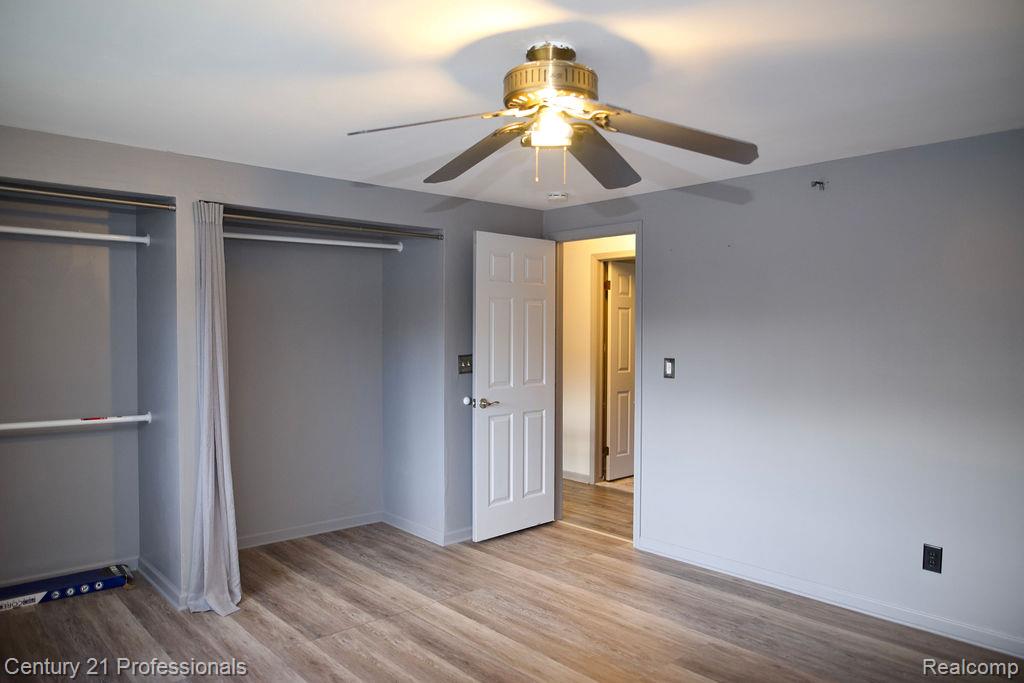 100 Longford Drive Rochester Hills, MI 48309 - Photo 35 of 47