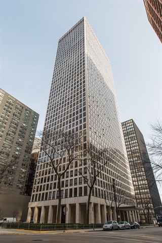 260 East Chestnut Street, Unit 2102 Chicago, IL 60611 - Photo 1 of 15