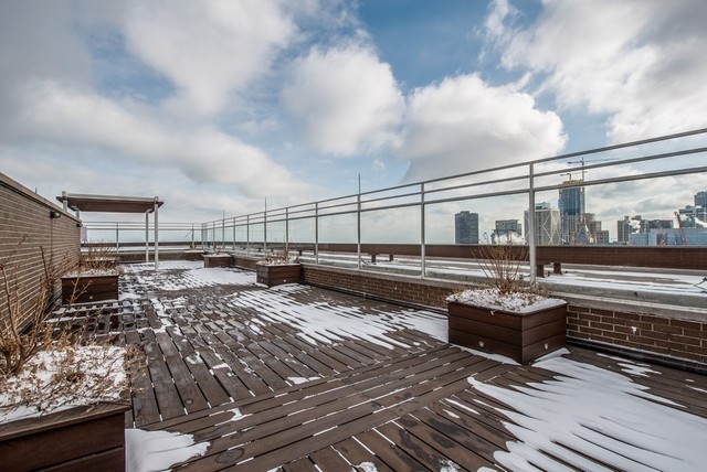 260 East Chestnut Street, Unit 2102 Chicago, IL 60611 - Photo 12 of 15