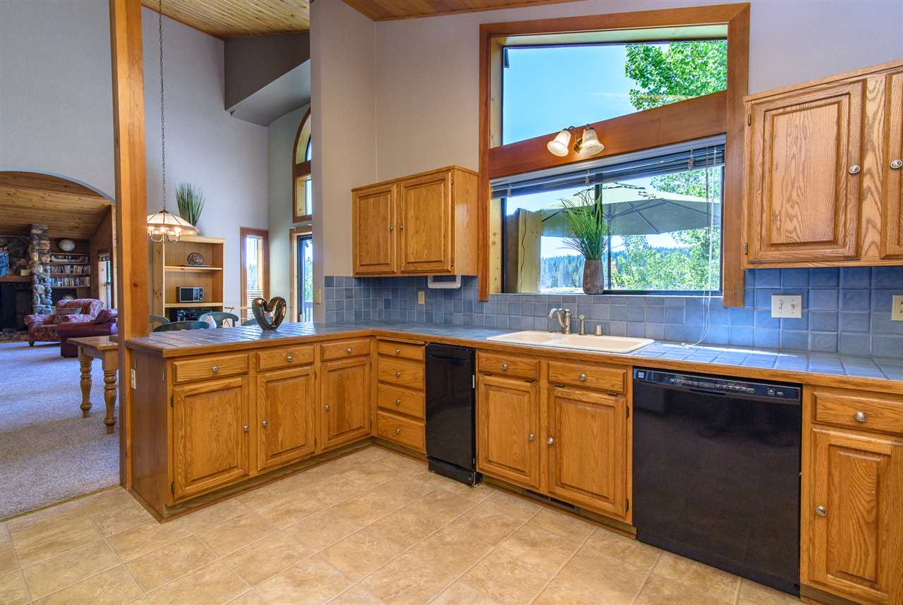 11560 Bennett Flat Road Truckee, CA 96161 - Photo 9 of 18 Gallery Image 9