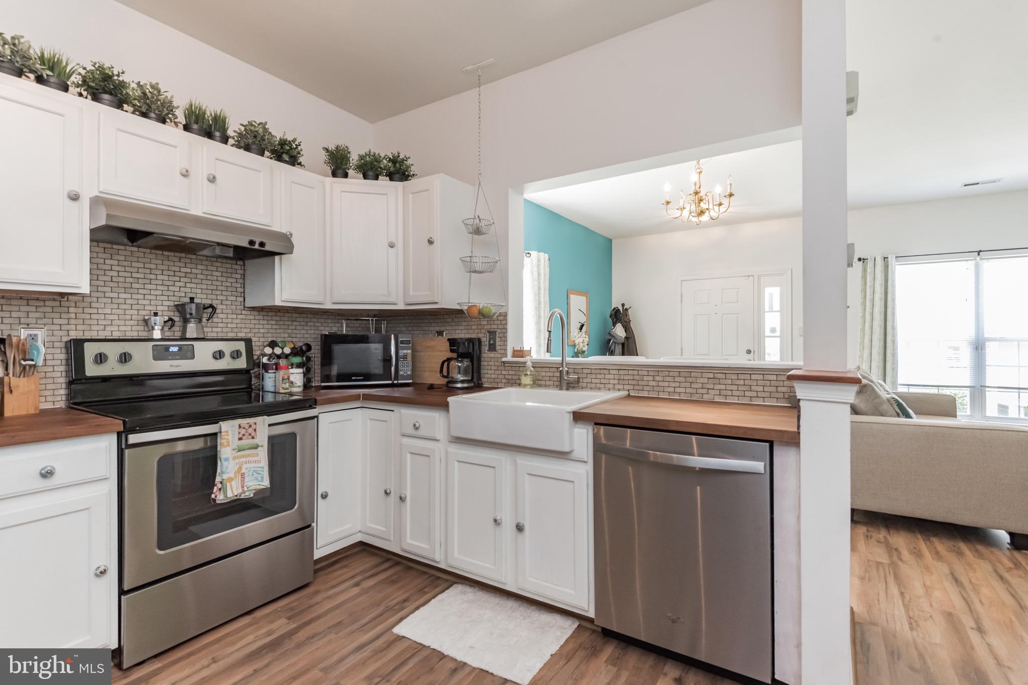 311 Assembly Point Court Odenton, MD 21113 - Photo 12 of 29 Kitchen w/SS Appl's