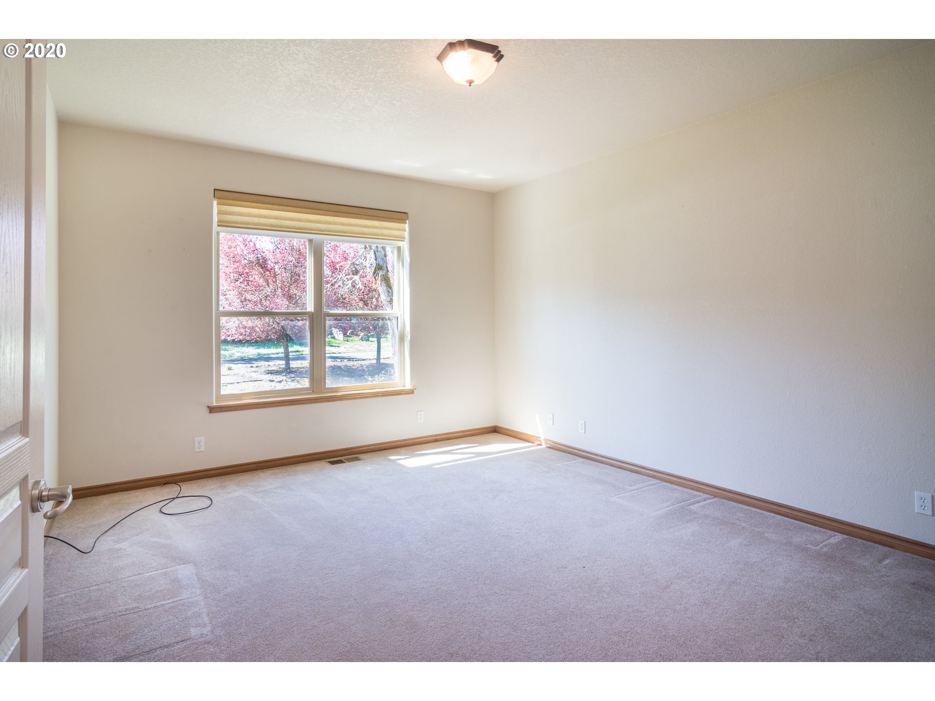 759 Page Road Winchester, OR 97495 - Photo 22 of 32 Gallery Image 22