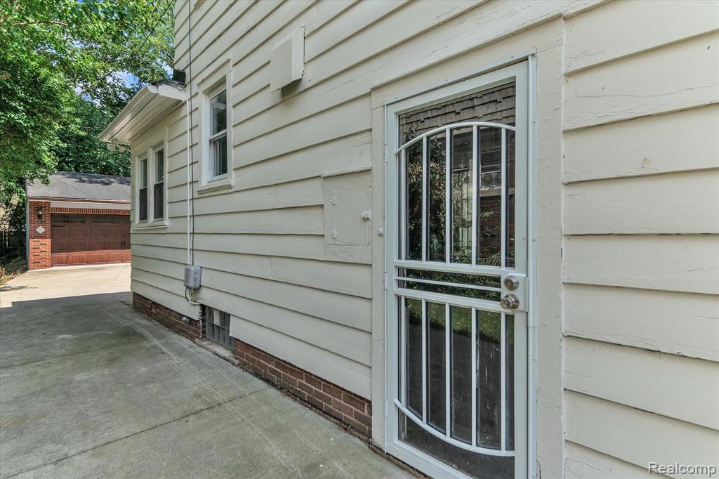16514 Edinborough Road Detroit, MI 48219 - Photo 35 of 38