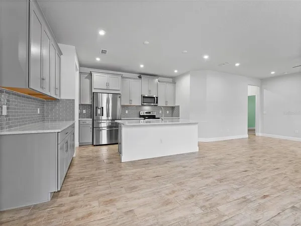 $2,950 | 5974 Grand Sonata Avenue, Lutz, FL 33558