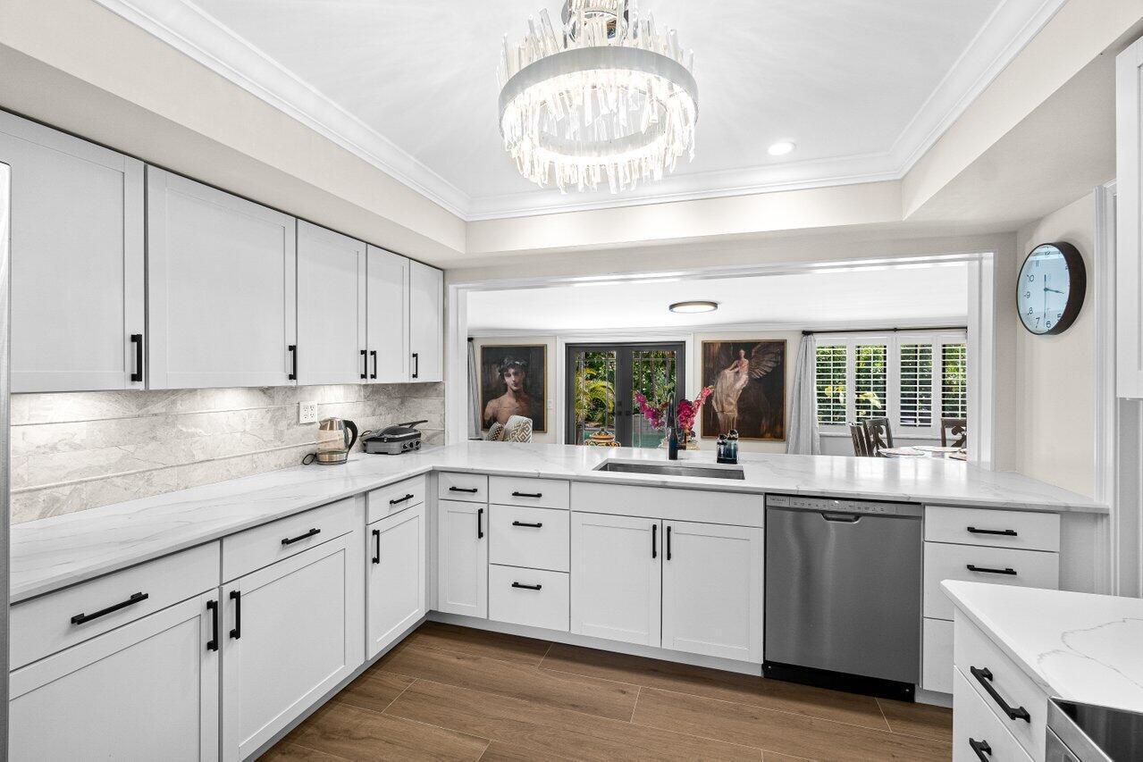 800 Southwest 5th Street Boca Raton, FL 33486 - Photo 14 of 37 Kitchen