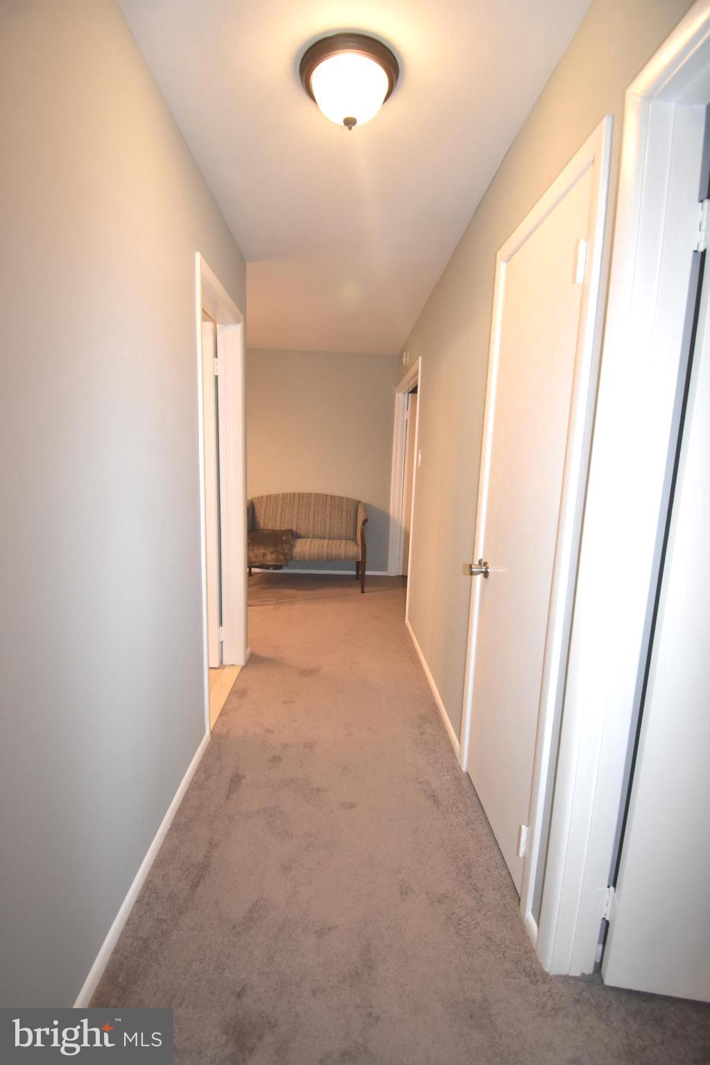 9038 Centerway Road Gaithersburg, MD 20879 - Photo 27 of 32 Hallway