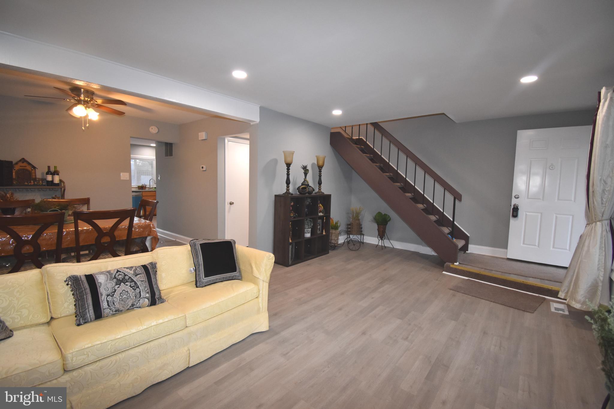 9038 Centerway Road Gaithersburg, MD 20879 - Photo 5 of 32
