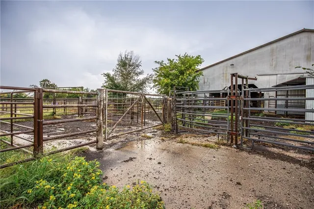 $1,800,000 | 22438 Northwest 2300th Road, Richmond, KS 66080