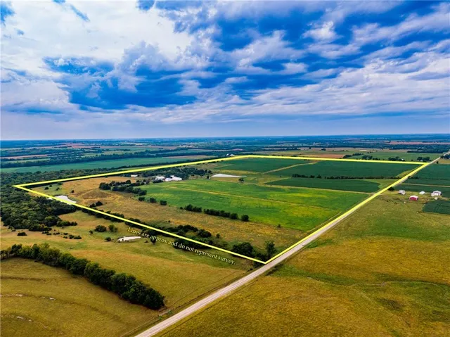 $1,800,000 | 22438 Northwest 2300th Road, Richmond, KS 66080