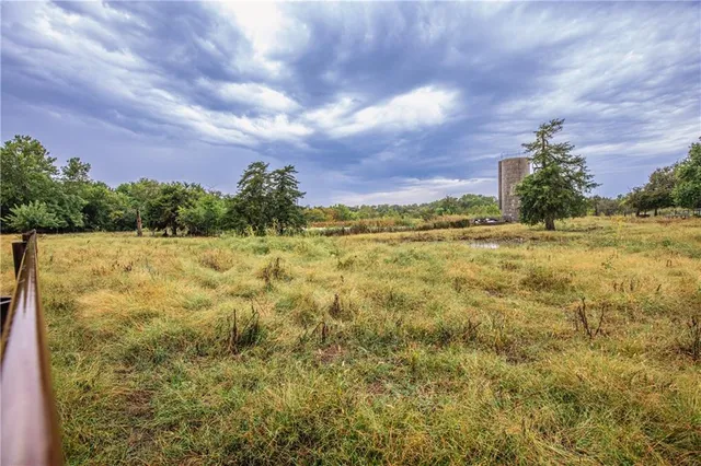 $1,800,000 | 22438 Northwest 2300th Road, Richmond, KS 66080