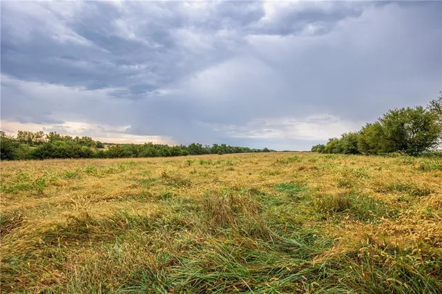 $1,800,000 | 22438 Northwest 2300th Road, Richmond, KS 66080