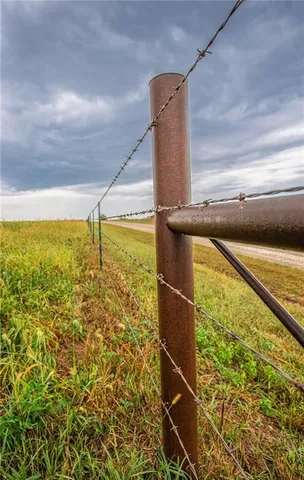 $1,800,000 | 22438 Northwest 2300th Road, Richmond, KS 66080