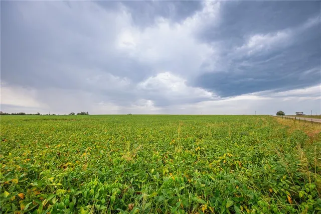 $1,800,000 | 22438 Northwest 2300th Road, Richmond, KS 66080