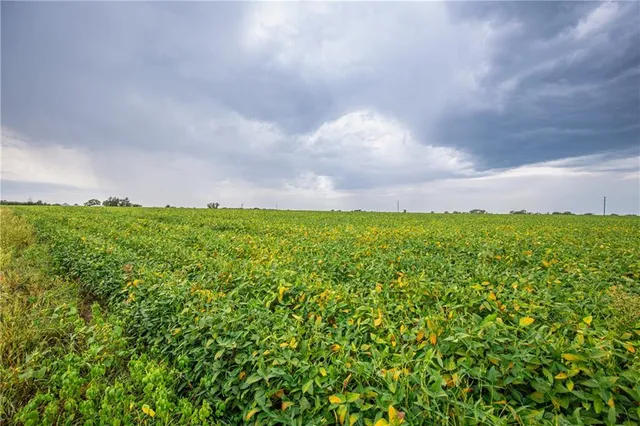 $1,800,000 | 22438 Northwest 2300th Road, Richmond, KS 66080