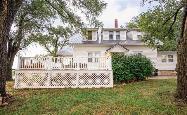 $1,800,000 | 22438 Northwest 2300th Road, Richmond, KS 66080