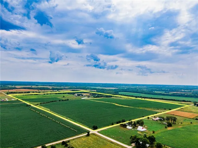 $1,800,000 | 22438 Northwest 2300th Road, Richmond, KS 66080